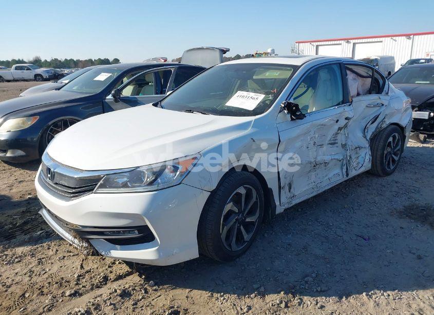 Photo 2 of 2016 Honda Accord EX (VIN 1HGCR2F74GA154932)