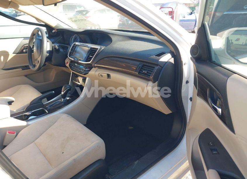 Photo 5 of 2016 Honda Accord EX (VIN 1HGCR2F74GA154932)