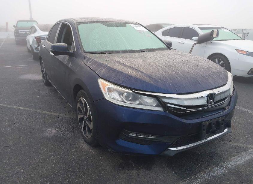2017 Honda Accord EX (VIN 1HGCR2F74HA012081) main photo