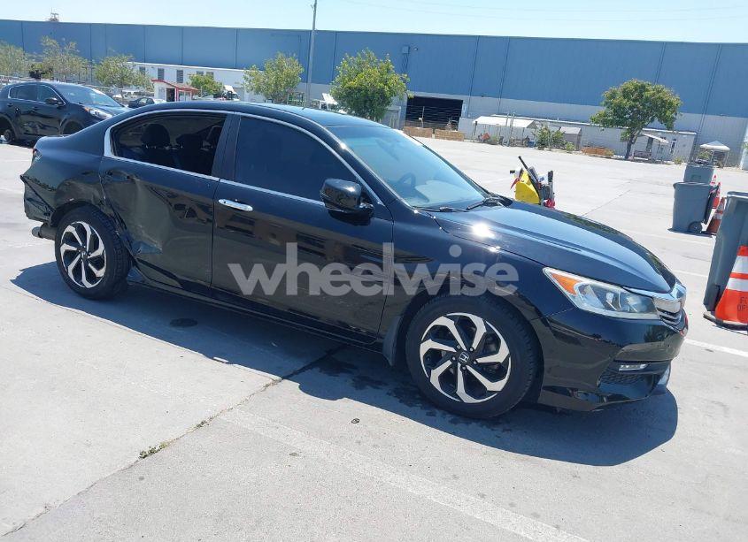 2017 Honda Accord EX (VIN 1HGCR2F74HA150901) main photo