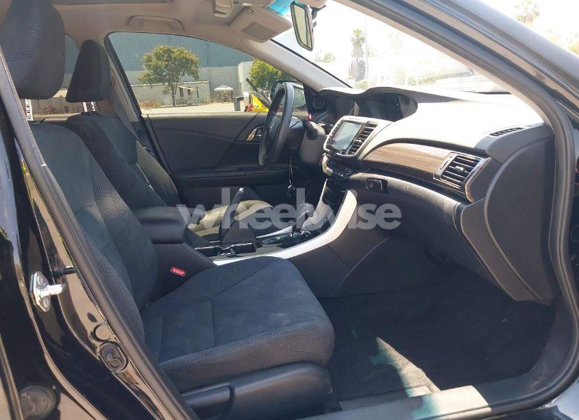 Photo 5 of 2017 Honda Accord EX (VIN 1HGCR2F74HA150901)