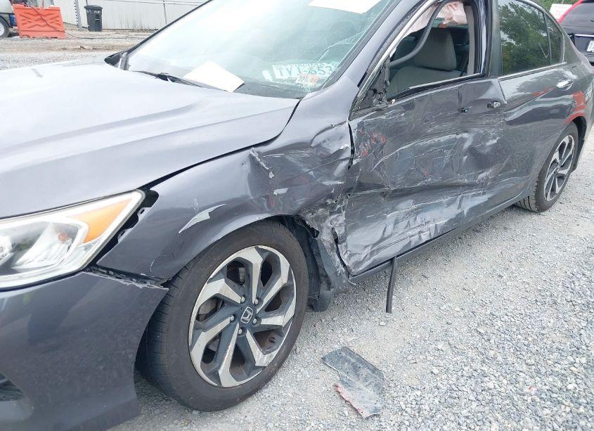 Photo 6 of 2017 Honda Accord EX (VIN 1HGCR2F74HA179119)