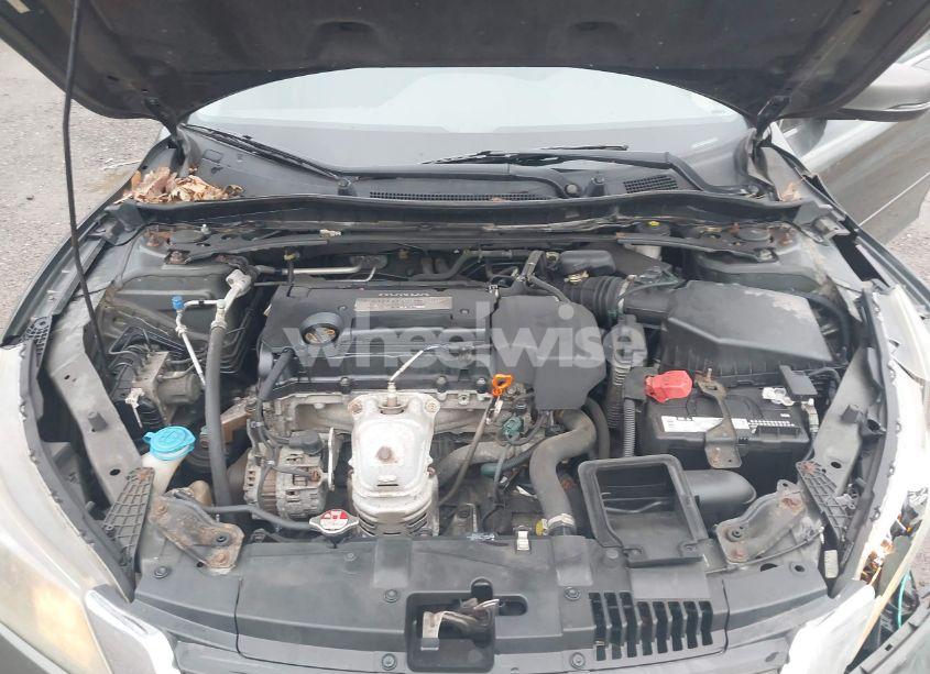 Photo 10 of 2013 Honda Accord EX (VIN 1HGCR2F75DA039879)