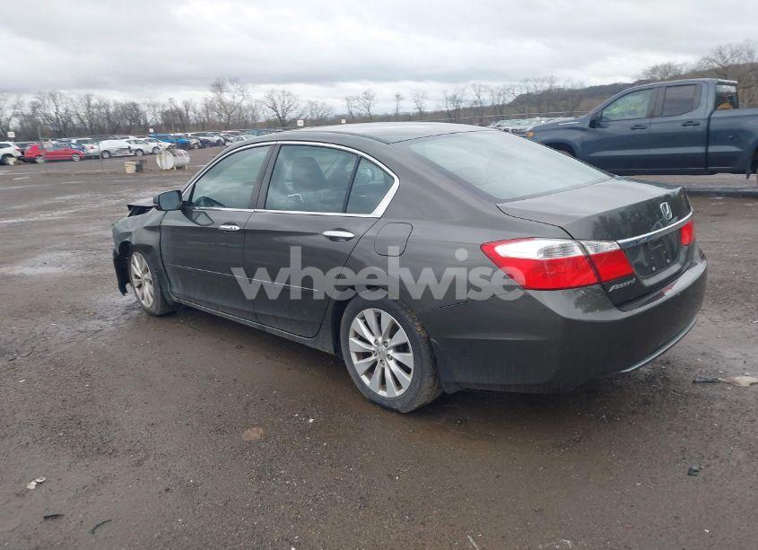 Photo 3 of 2013 Honda Accord EX (VIN 1HGCR2F75DA039879)