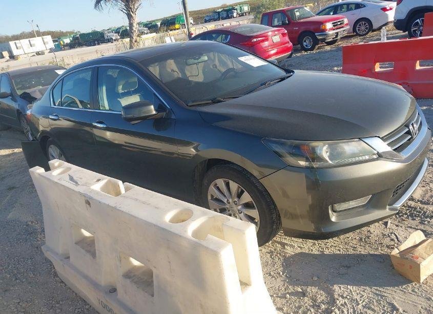 Photo 13 of 2013 Honda Accord EX (VIN 1HGCR2F75DA084434)
