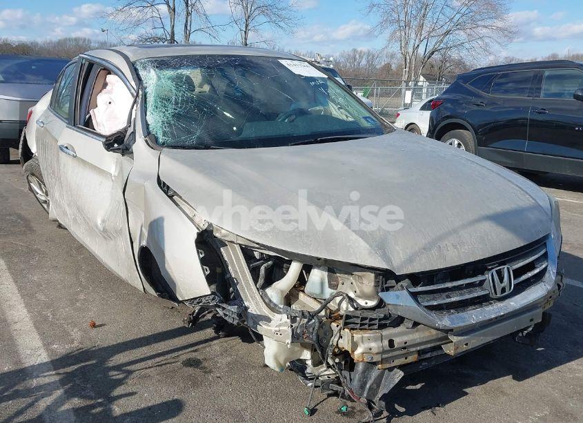 2013 Honda Accord EX (VIN 1HGCR2F75DA106867) main photo
