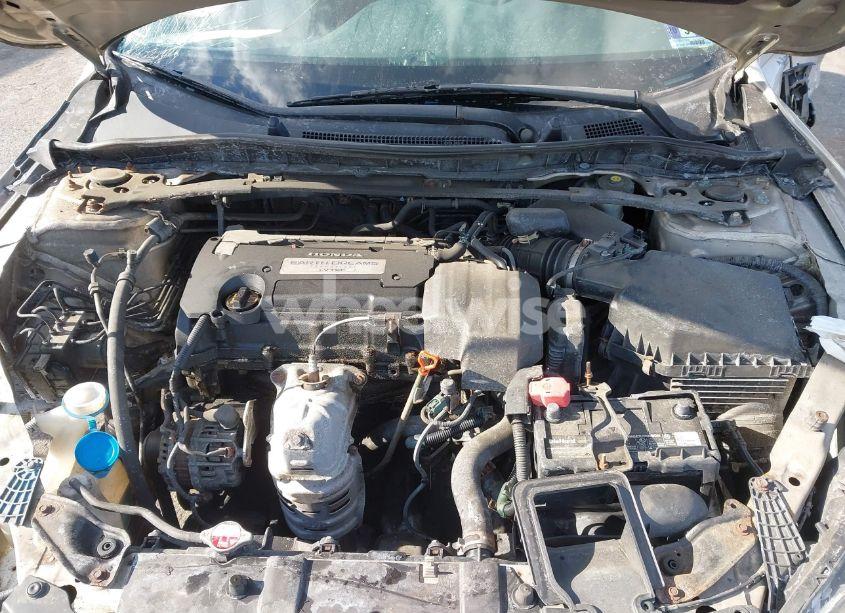 Photo 10 of 2013 Honda Accord EX (VIN 1HGCR2F75DA106867)