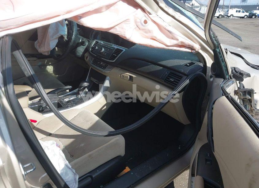 Photo 5 of 2013 Honda Accord EX (VIN 1HGCR2F75DA106867)