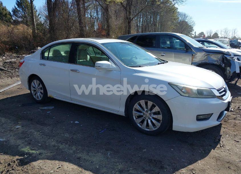 Photo 13 of 2014 Honda Accord EX (VIN 1HGCR2F75EA024185)