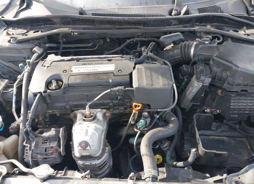 Photo 10 of 2014 Honda Accord EX (VIN 1HGCR2F75EA053251)