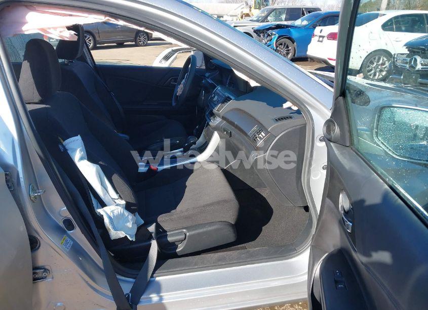 Photo 5 of 2014 Honda Accord EX (VIN 1HGCR2F75EA123637)
