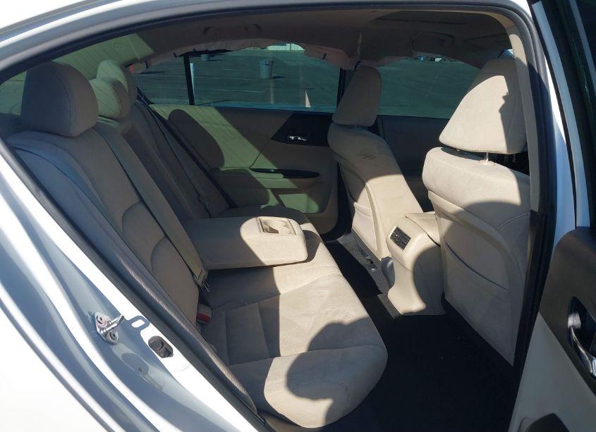 Photo 8 of 2014 Honda Accord EX (VIN 1HGCR2F75EA178797)