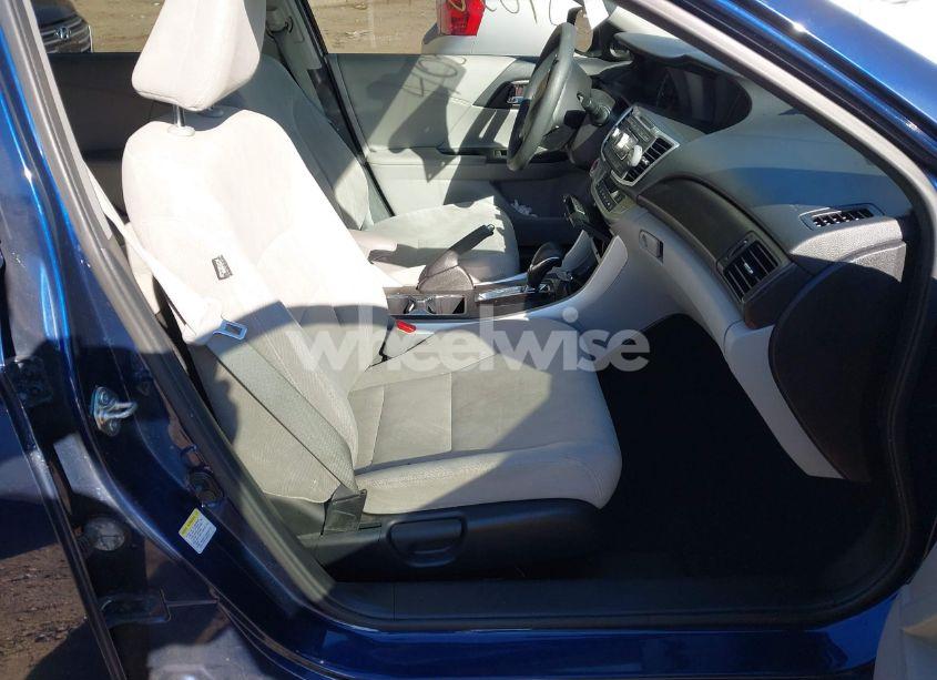 Photo 5 of 2014 Honda Accord EX (VIN 1HGCR2F75EA219784)