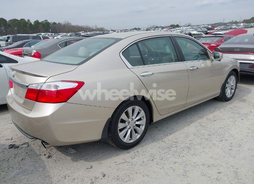 Photo 4 of 2014 Honda Accord EX (VIN 1HGCR2F75EA245270)