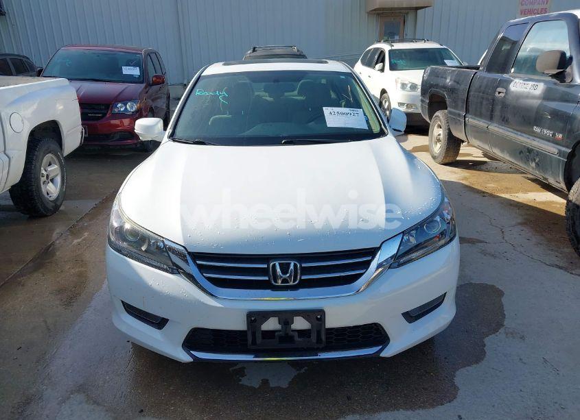 Photo 12 of 2014 Honda Accord EX (VIN 1HGCR2F75EA285316)