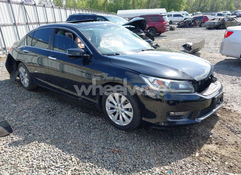2014 Honda Accord EX (VIN 1HGCR2F75EA305385) main photo