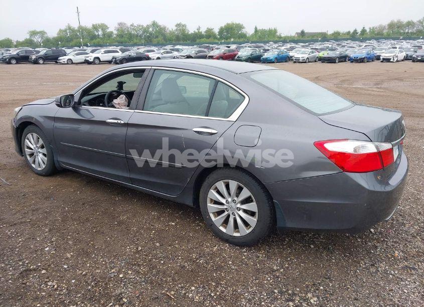 Photo 3 of 2015 Honda Accord EX (VIN 1HGCR2F75FA022227)