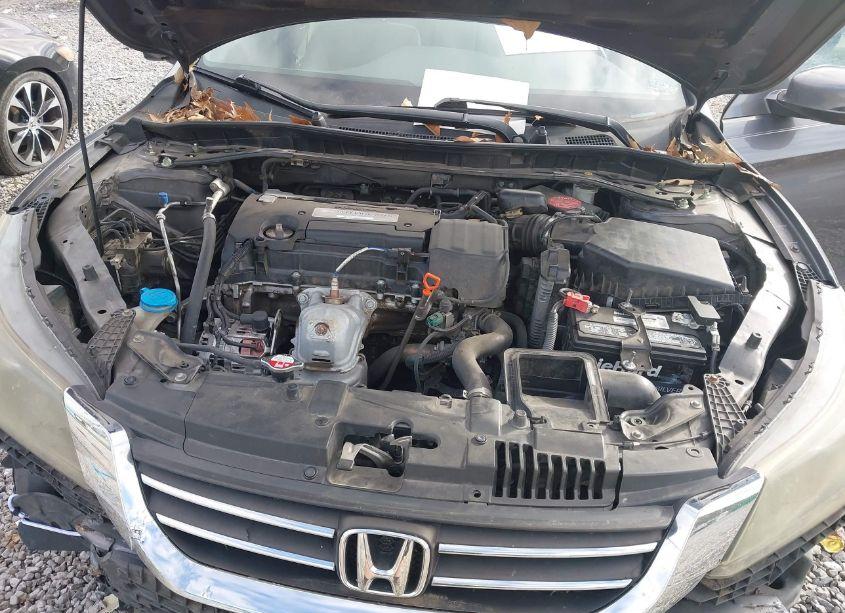Photo 10 of 2015 Honda Accord EX (VIN 1HGCR2F75FA041117)
