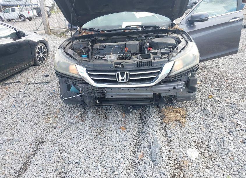 Photo 6 of 2015 Honda Accord EX (VIN 1HGCR2F75FA041117)