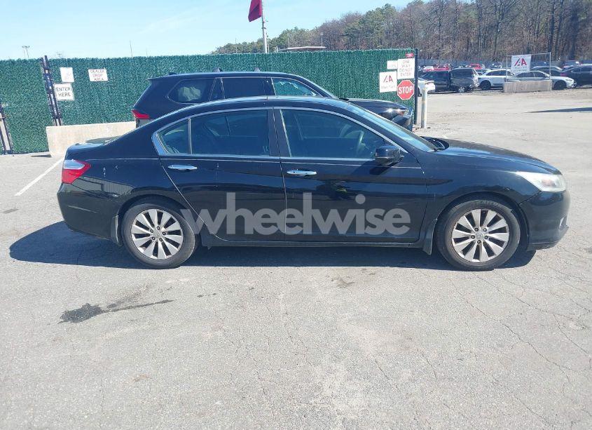 Photo 13 of 2015 Honda Accord EX (VIN 1HGCR2F75FA186903)