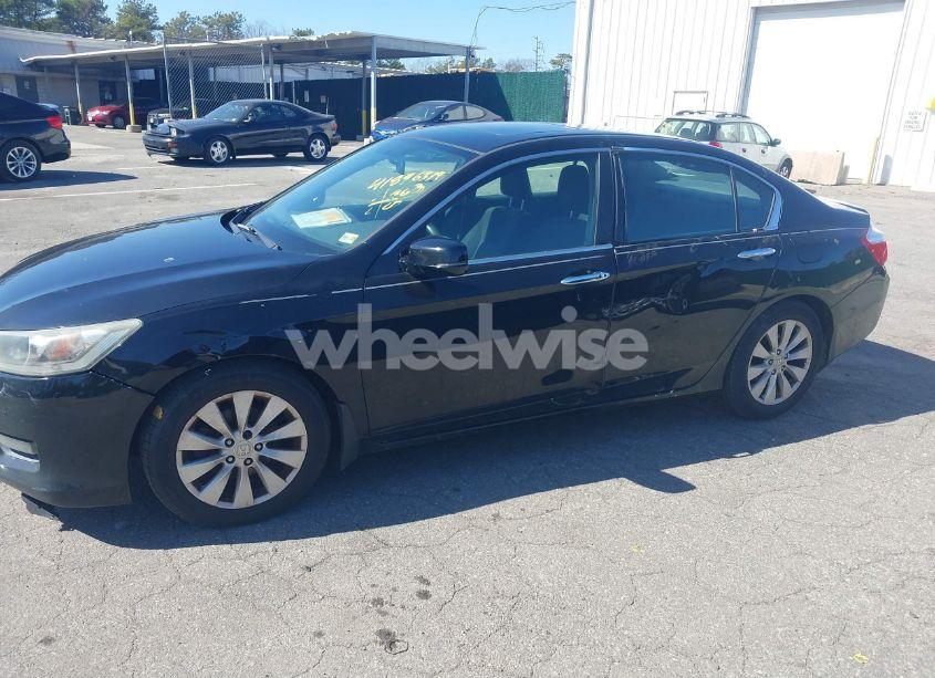 Photo 14 of 2015 Honda Accord EX (VIN 1HGCR2F75FA186903)