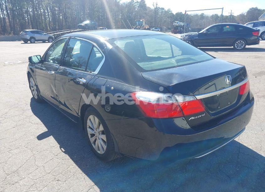Photo 3 of 2015 Honda Accord EX (VIN 1HGCR2F75FA186903)