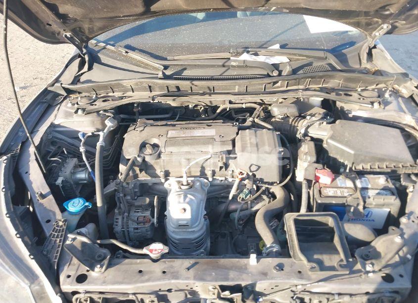 Photo 10 of 2015 Honda Accord EX (VIN 1HGCR2F75FA197514)