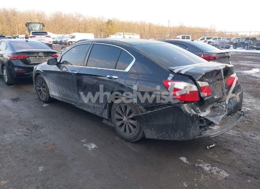 Photo 3 of 2015 Honda Accord EX (VIN 1HGCR2F75FA204896)