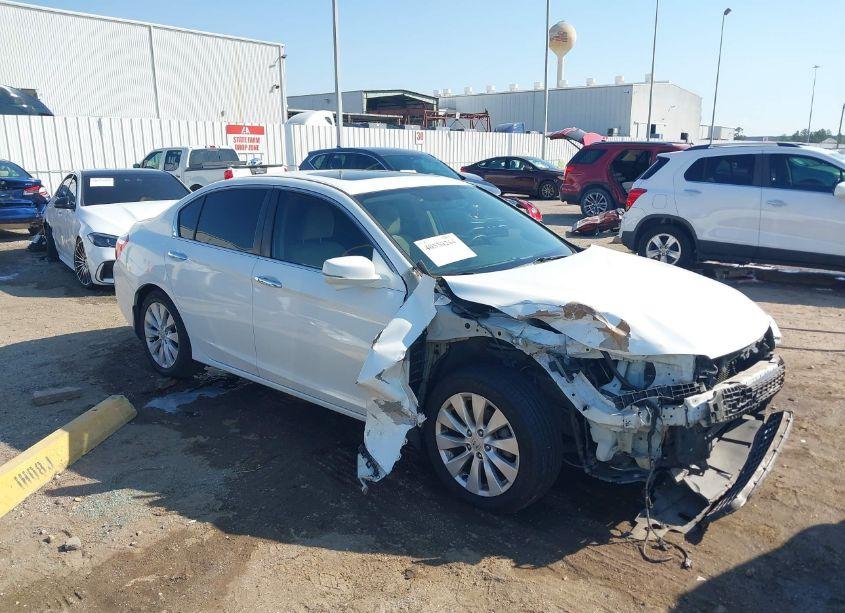 2015 Honda Accord EX (VIN 1HGCR2F75FA220872) main photo