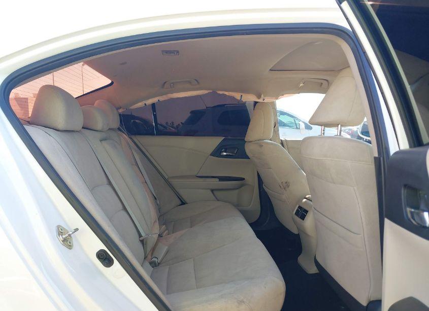 Photo 8 of 2015 Honda Accord EX (VIN 1HGCR2F75FA220872)