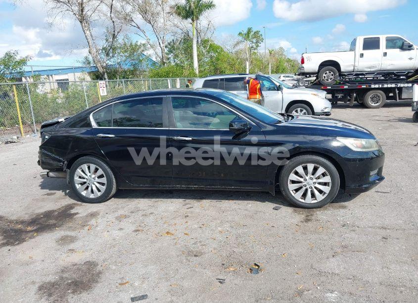 Photo 13 of 2015 Honda Accord EX (VIN 1HGCR2F75FA238255)