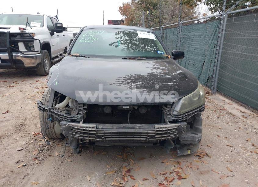 Photo 13 of 2015 Honda Accord EX (VIN 1HGCR2F75FA238272)