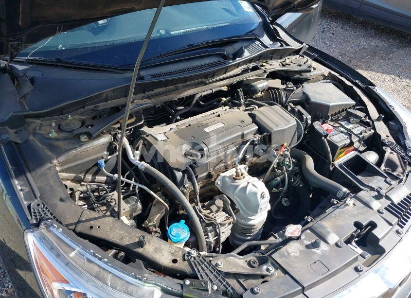 Photo 18 of 2016 Honda Accord EX (VIN 1HGCR2F75GA157211)