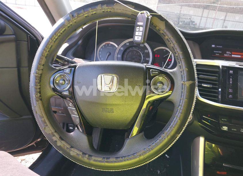 Photo 19 of 2016 Honda Accord EX (VIN 1HGCR2F75GA157211)