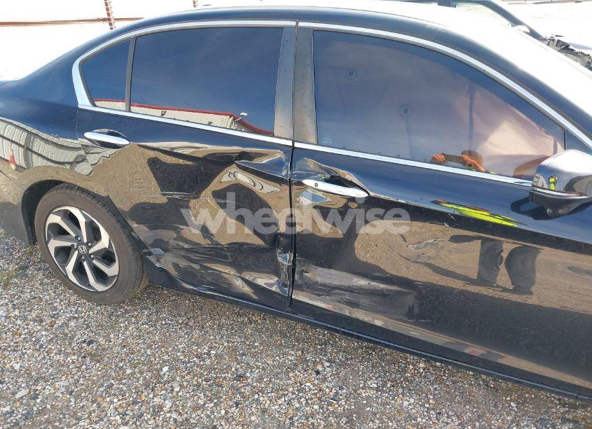 Photo 6 of 2016 Honda Accord EX (VIN 1HGCR2F75GA157211)