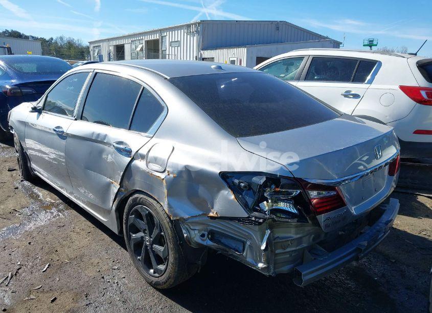 Photo 3 of 2016 Honda Accord EX (VIN 1HGCR2F75GA191696)
