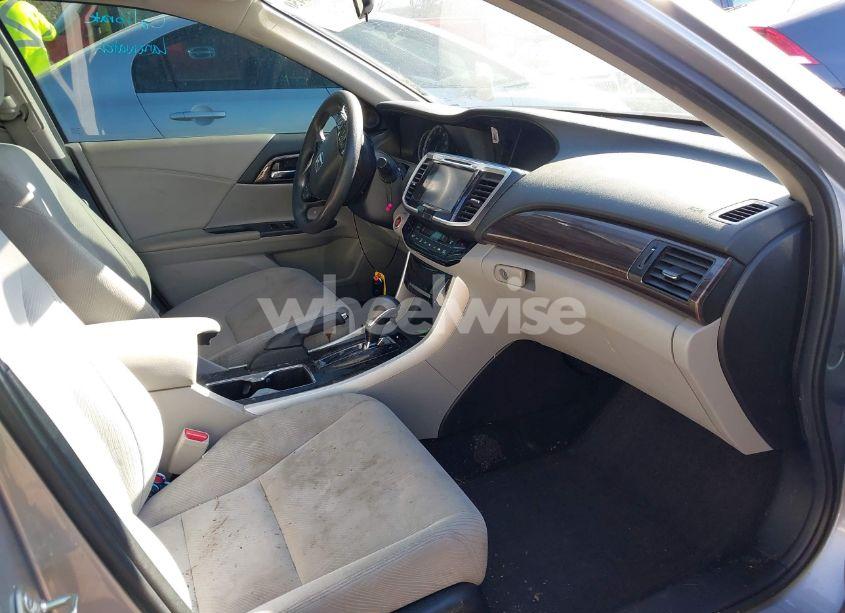 Photo 5 of 2016 Honda Accord EX (VIN 1HGCR2F75GA191696)