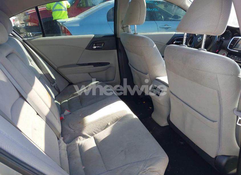 Photo 8 of 2016 Honda Accord EX (VIN 1HGCR2F75GA191696)