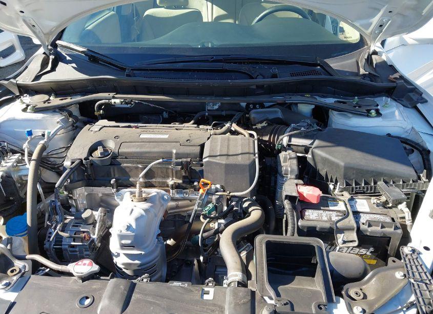 Photo 10 of 2017 Honda Accord EX (VIN 1HGCR2F75HA091826)