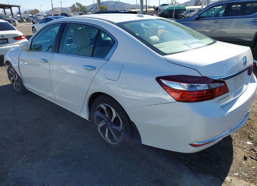 Photo 3 of 2017 Honda Accord EX (VIN 1HGCR2F75HA091826)