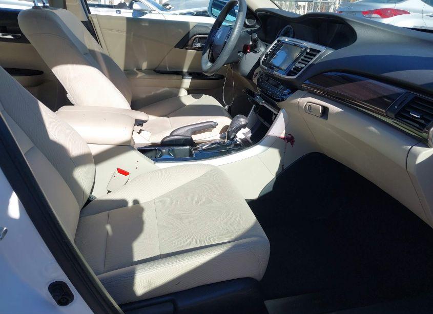 Photo 5 of 2017 Honda Accord EX (VIN 1HGCR2F75HA091826)