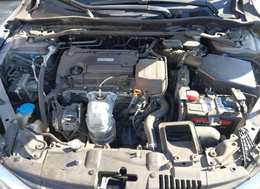 Photo 10 of 2017 Honda Accord EX (VIN 1HGCR2F75HA128387)