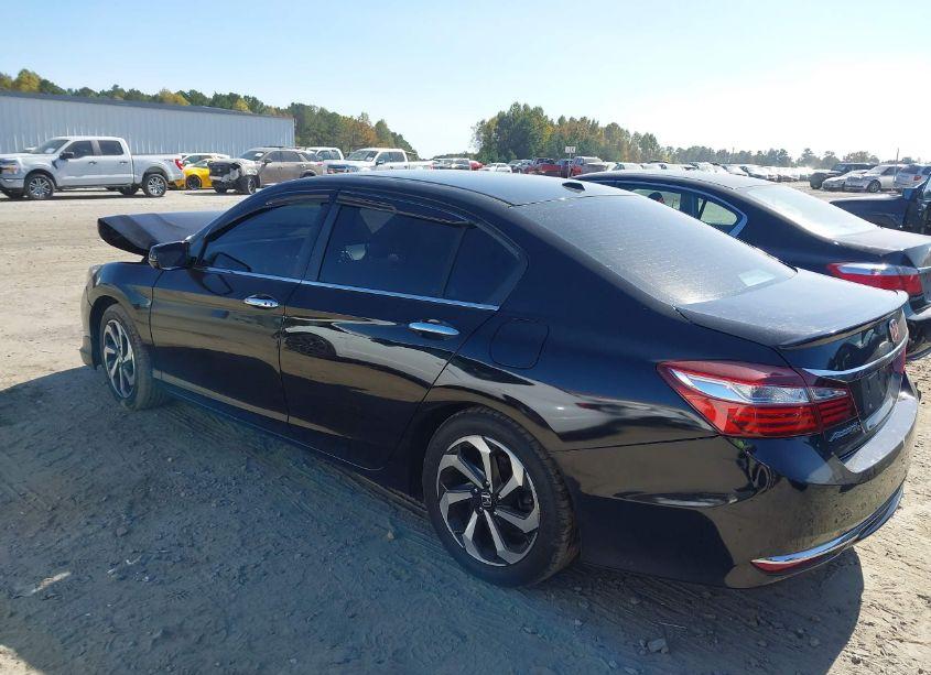 Photo 3 of 2017 Honda Accord EX (VIN 1HGCR2F75HA276264)