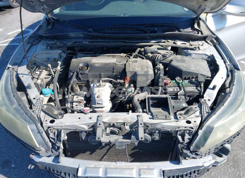 Photo 10 of 2013 Honda Accord EX (VIN 1HGCR2F76DA023187)