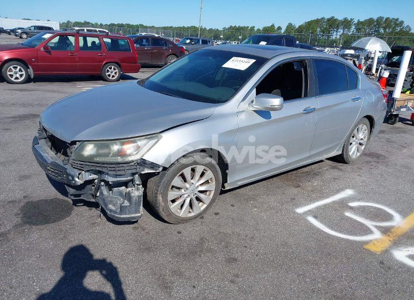 Photo 2 of 2013 Honda Accord EX (VIN 1HGCR2F76DA023187)