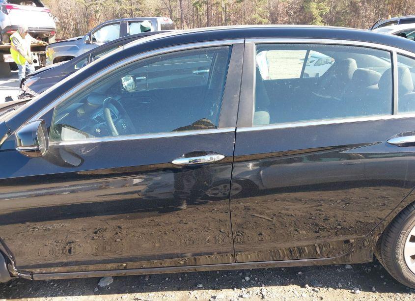 Photo 14 of 2013 Honda Accord EX (VIN 1HGCR2F76DA282598)