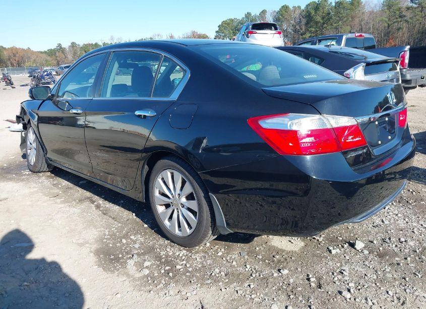 Photo 3 of 2013 Honda Accord EX (VIN 1HGCR2F76DA282598)