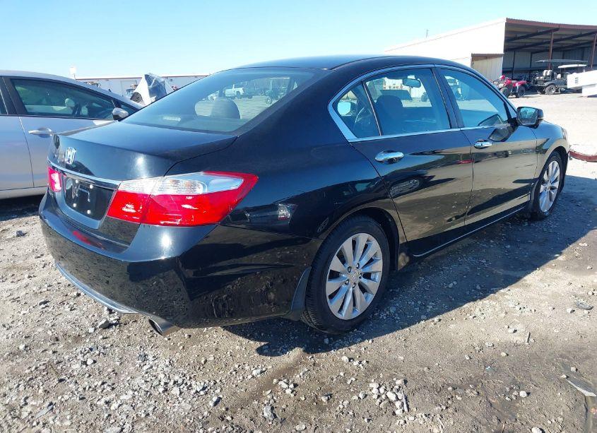 Photo 4 of 2013 Honda Accord EX (VIN 1HGCR2F76DA282598)