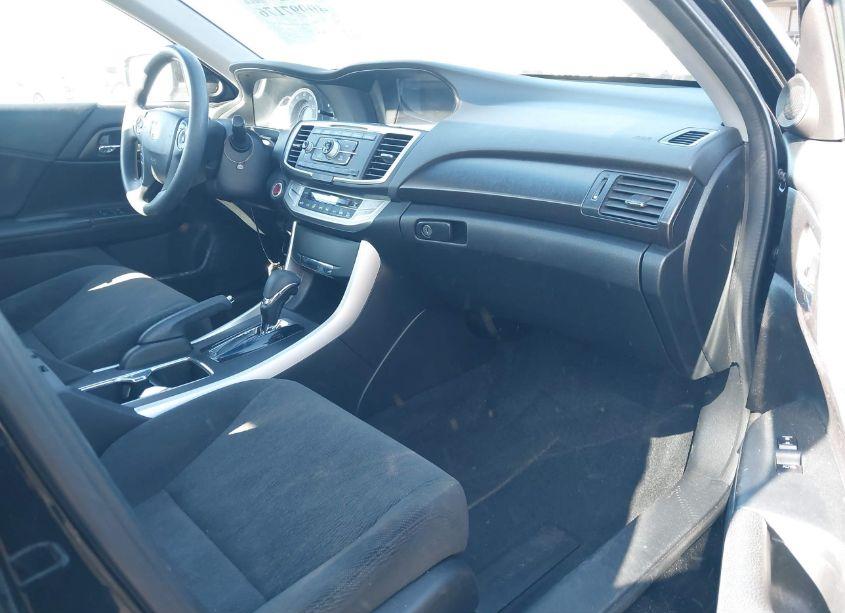 Photo 5 of 2013 Honda Accord EX (VIN 1HGCR2F76DA282598)