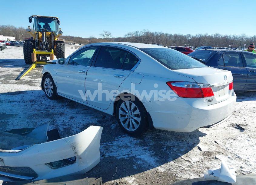 Photo 3 of 2014 Honda Accord EX (VIN 1HGCR2F76EA162026)